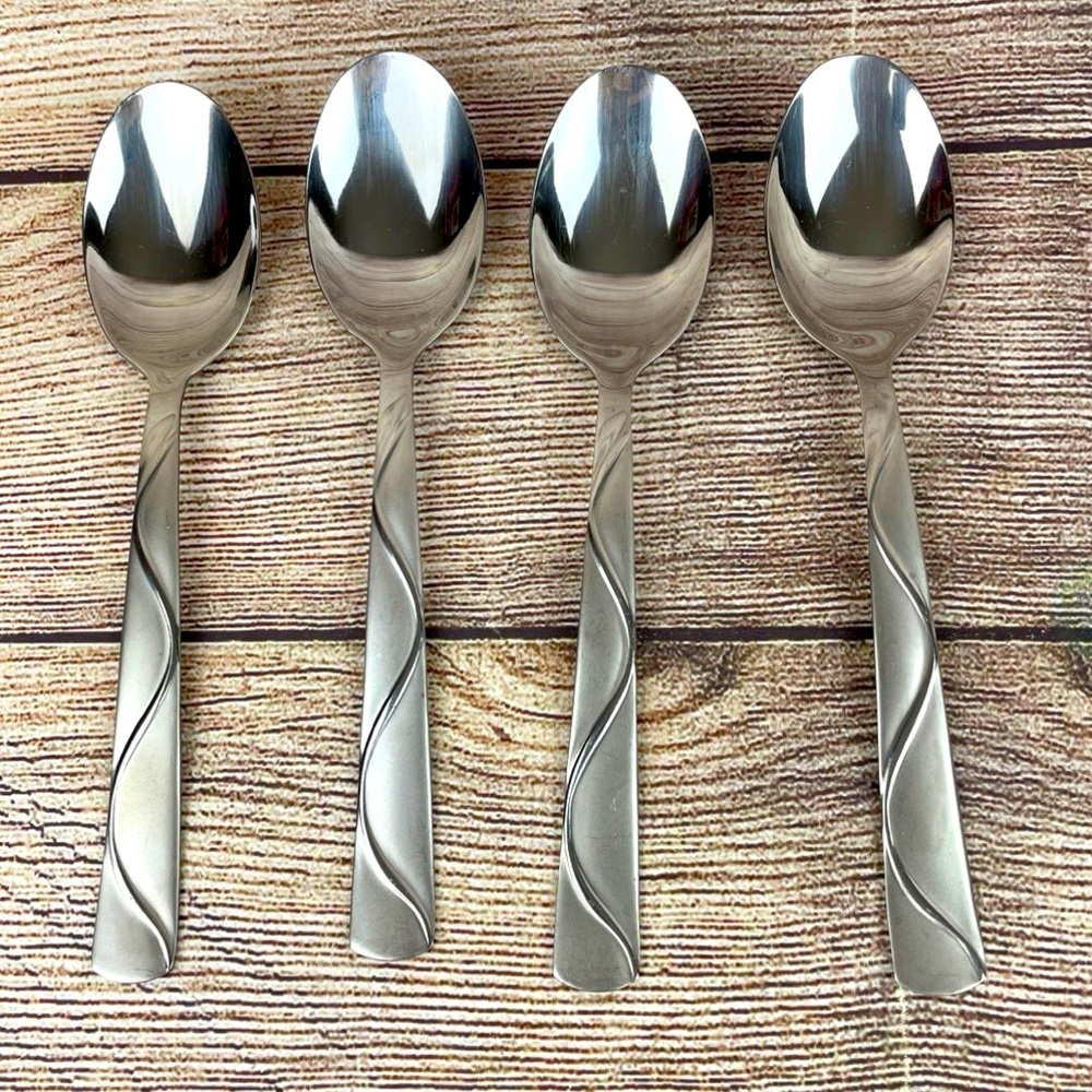 Cambridge Stainless Steel Set of Four Tablespoons